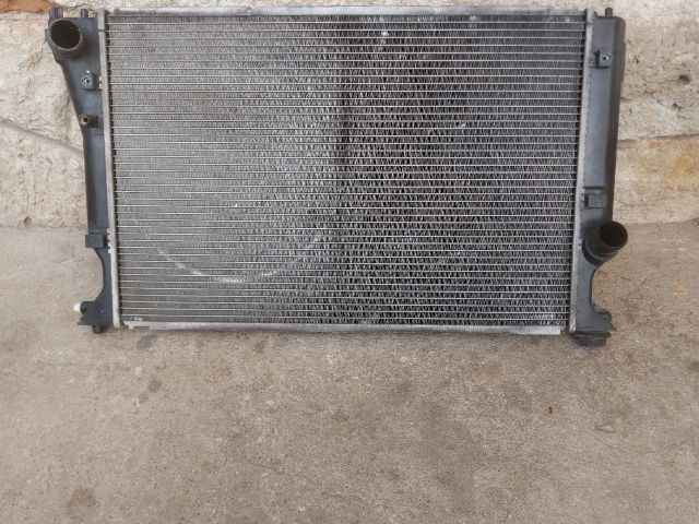 bontott TOYOTA COROLLA VERSO Vízhűtő Radiátor (Klímás)