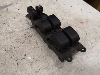 bontott TOYOTA COROLLA VERSO Ablakemelő Kapcsoló Négyes / Kettes