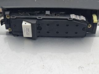 bontott TOYOTA COROLLA VERSO Ablakemelő Kapcsoló Négyes / Kettes