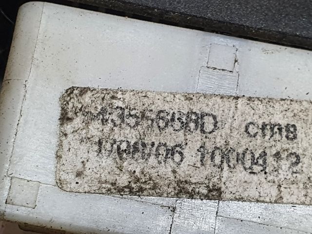 bontott TOYOTA COROLLA VERSO Ablakemelő Kapcsoló Négyes / Kettes