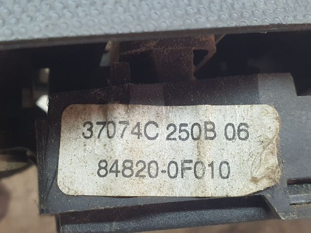 bontott TOYOTA COROLLA VERSO Ablakemelő Kapcsoló Négyes / Kettes