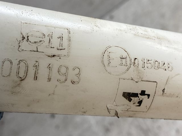 bontott TOYOTA COROLLA VERSO Ablakmosó Tartály