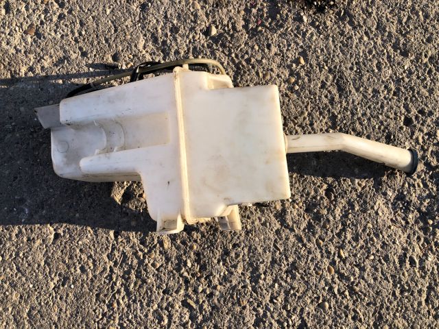 bontott TOYOTA COROLLA VERSO Ablakmosó Tartály
