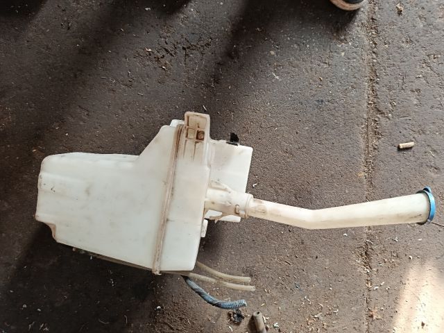bontott TOYOTA COROLLA VERSO Ablakmosó Tartály