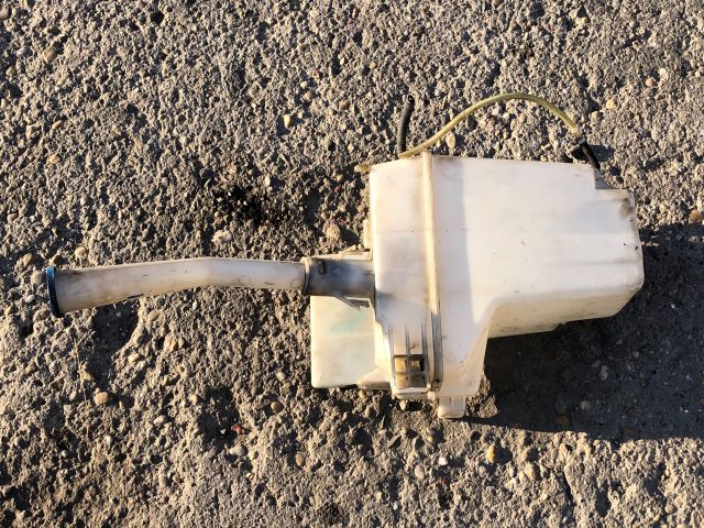 bontott TOYOTA COROLLA VERSO Ablakmosó Tartály