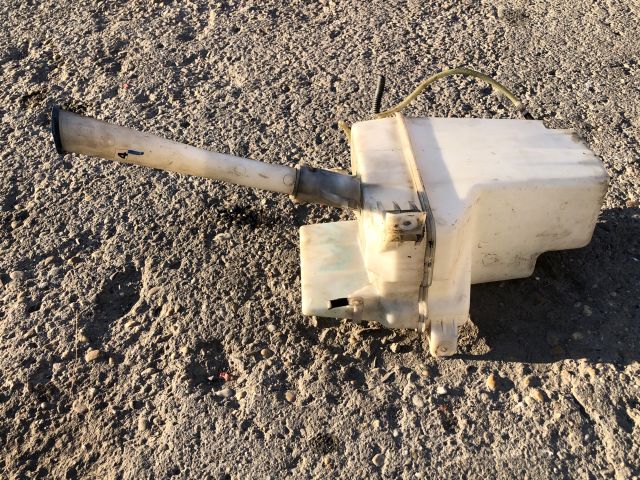 bontott TOYOTA COROLLA VERSO Ablakmosó Tartály