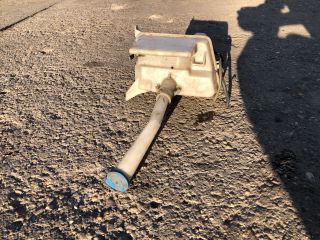 bontott TOYOTA COROLLA VERSO Ablakmosó Tartály