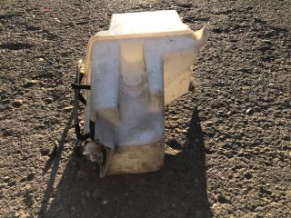 bontott TOYOTA COROLLA VERSO Ablakmosó Tartály