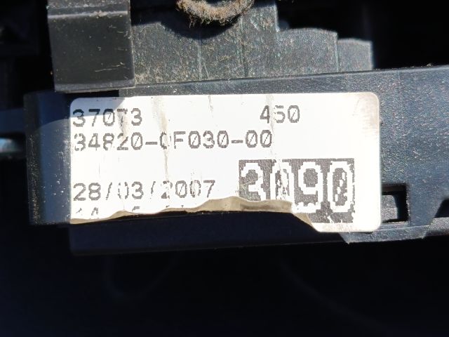 bontott TOYOTA COROLLA VERSO Bal első Ablakemelő Kapcsoló