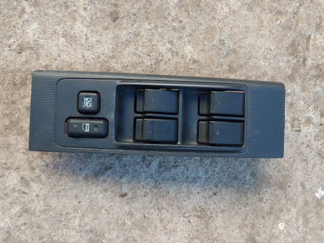 bontott TOYOTA COROLLA VERSO Bal első Ablakemelő Kapcsoló