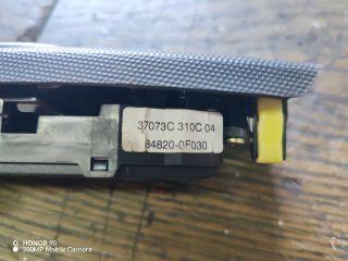 bontott TOYOTA COROLLA VERSO Bal első Ablakemelő Kapcsoló