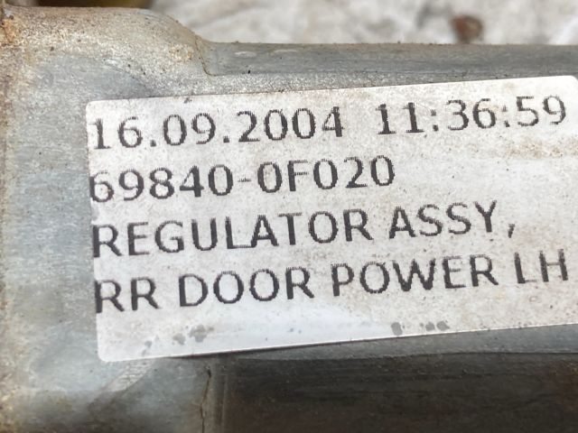 bontott TOYOTA COROLLA VERSO Bal első Ablakemelő Szerkezet (Elektromos)