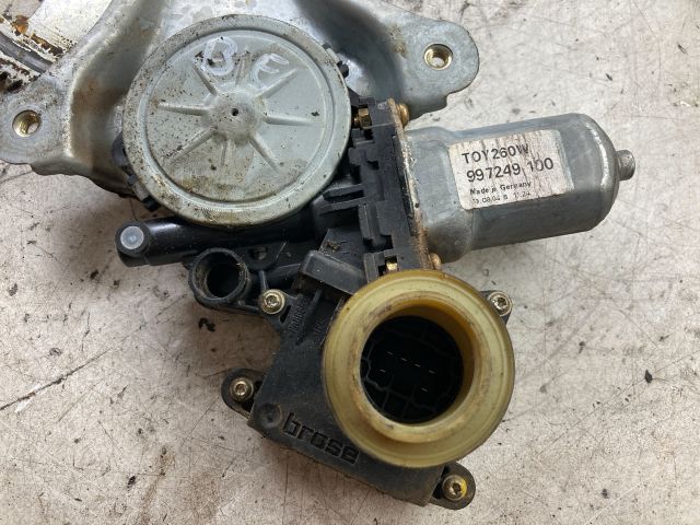 bontott TOYOTA COROLLA VERSO Bal első Ablakemelő Szerkezet (Elektromos)