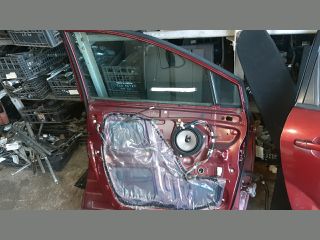 bontott TOYOTA COROLLA VERSO Bal első Ajtó (Üres lemez)