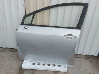 bontott TOYOTA COROLLA VERSO Bal első Ajtó (Üres lemez)