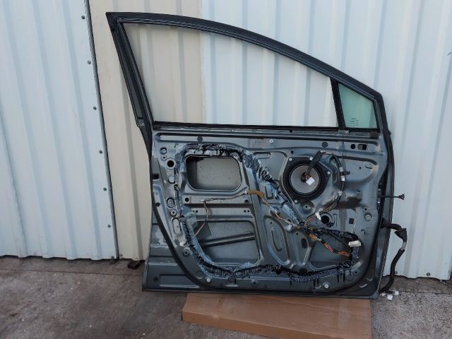 bontott TOYOTA COROLLA VERSO Bal első Ajtó (Üres lemez)