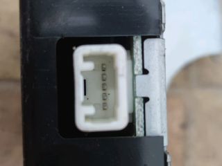 bontott TOYOTA COROLLA VERSO Bal első Ajtó Vezérlőegység