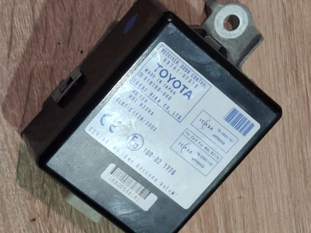 bontott TOYOTA COROLLA VERSO Bal első Ajtó Vezérlőegység