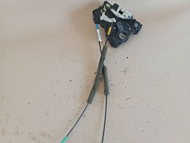 bontott TOYOTA COROLLA VERSO Bal első Ajtózár