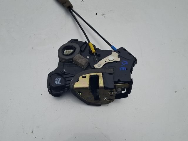 bontott TOYOTA COROLLA VERSO Bal első Ajtózár