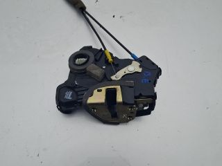 bontott TOYOTA COROLLA VERSO Bal első Ajtózár