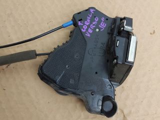 bontott TOYOTA COROLLA VERSO Bal első Ajtózár