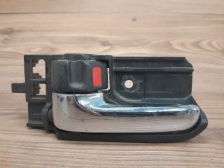 bontott TOYOTA COROLLA VERSO Bal első Belső Kilincs