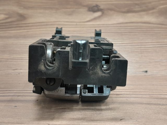 bontott TOYOTA COROLLA VERSO Bal első Belső Kilincs