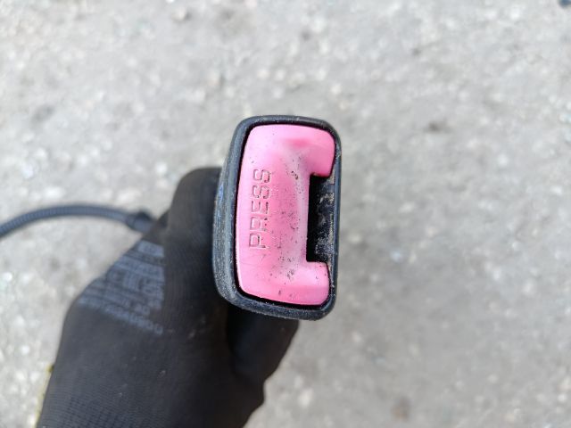 bontott TOYOTA COROLLA VERSO Bal első Biztonsági Öv Csat