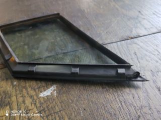 bontott TOYOTA COROLLA VERSO Bal első Fixüveg (Ajtóban)