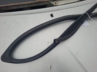 bontott TOYOTA COROLLA VERSO Bal első Gumikéder