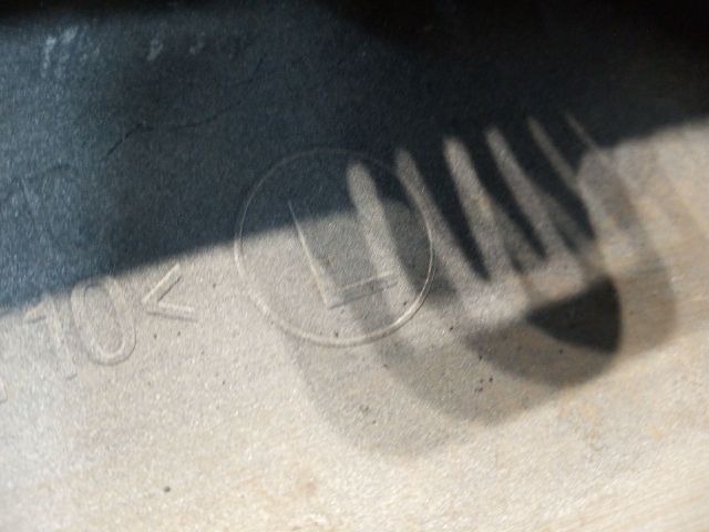 bontott TOYOTA COROLLA VERSO Bal első Koptató