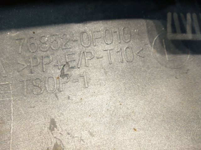 bontott TOYOTA COROLLA VERSO Bal első Koptató