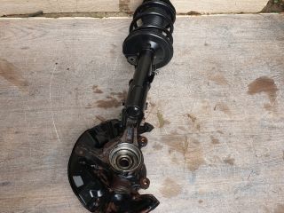 bontott TOYOTA COROLLA VERSO Bal Gólyaláb Csonkállvánnyal