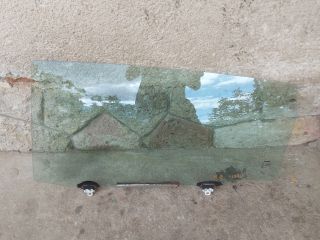 bontott TOYOTA COROLLA VERSO Bal hátsó Ablak