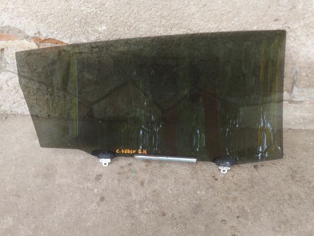 bontott TOYOTA COROLLA VERSO Bal hátsó Ablak