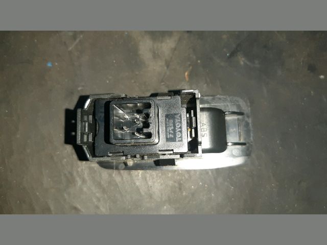 bontott TOYOTA COROLLA VERSO Bal hátsó Ablakemelő Kapcsoló