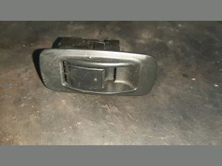 bontott TOYOTA COROLLA VERSO Bal hátsó Ablakemelő Kapcsoló