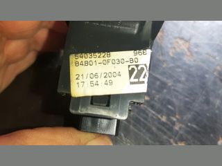 bontott TOYOTA COROLLA VERSO Bal hátsó Ablakemelő Kapcsoló