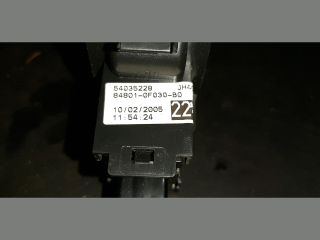 bontott TOYOTA COROLLA VERSO Bal hátsó Ablakemelő Kapcsoló