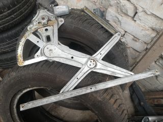 bontott TOYOTA COROLLA VERSO Bal hátsó Ablakemelő Szerkezet (Elektromos)