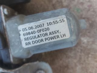 bontott TOYOTA COROLLA VERSO Bal hátsó Ablakemelő Szerkezet (Elektromos)