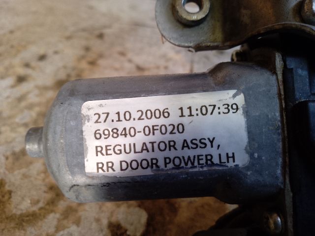 bontott TOYOTA COROLLA VERSO Bal hátsó Ablakemelő Szerkezet (Elektromos)