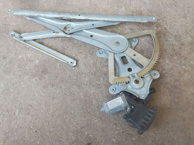 bontott TOYOTA COROLLA VERSO Bal hátsó Ablakemelő Szerkezet (Elektromos)