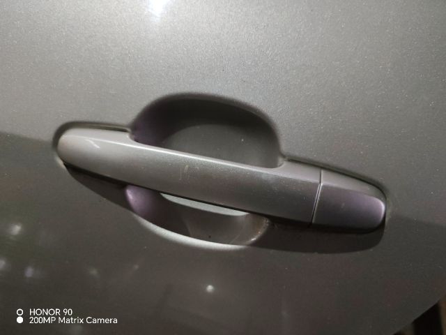 bontott TOYOTA COROLLA VERSO Bal hátsó Ajtó (Részeivel)