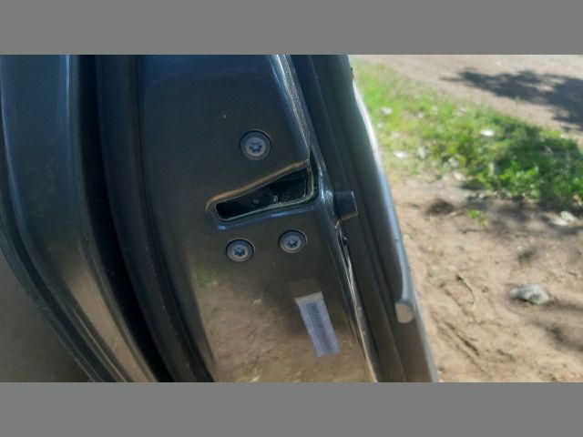 bontott TOYOTA COROLLA VERSO Bal hátsó Ajtó (Üres lemez)