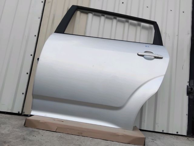 bontott TOYOTA COROLLA VERSO Bal hátsó Ajtó (Üres lemez)