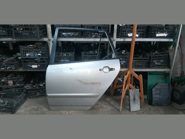 bontott TOYOTA COROLLA VERSO Bal hátsó Ajtó (Üres lemez)