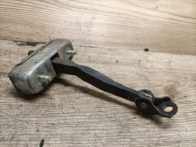 bontott TOYOTA COROLLA VERSO Bal hátsó Ajtóhatároló