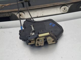 bontott TOYOTA COROLLA VERSO Bal hátsó Ajtózár